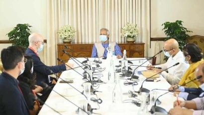 ভুয়া তথ্য মোকাবিলায় আরও কার্যকর পদক্ষেপ নিন